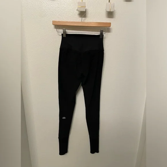 Alo Yoga High-Waist Alosoft Lounge Legging Ribbed V Waist! XXS